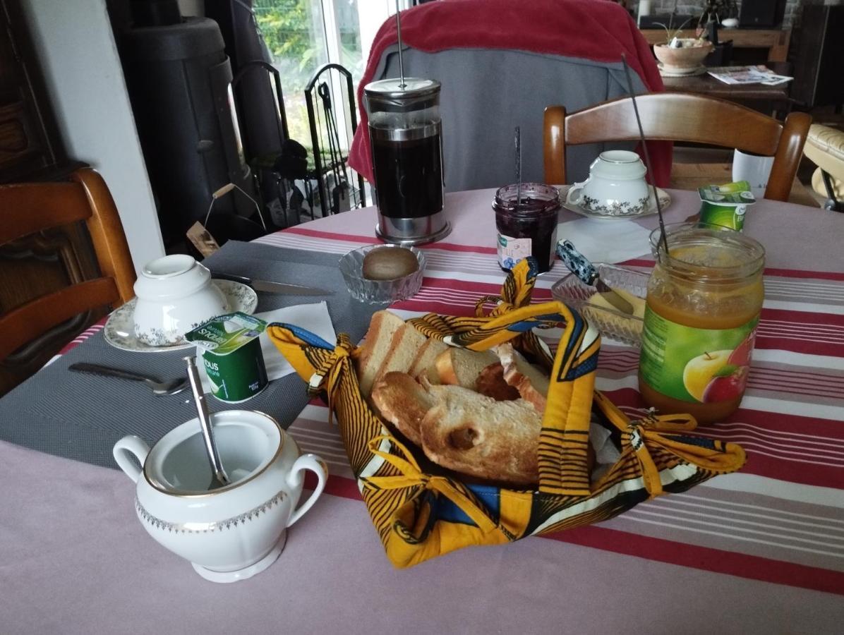 Les Mesanges Bleues Apartment Saint-Jouan-de-l'Isle ภายนอก รูปภาพ